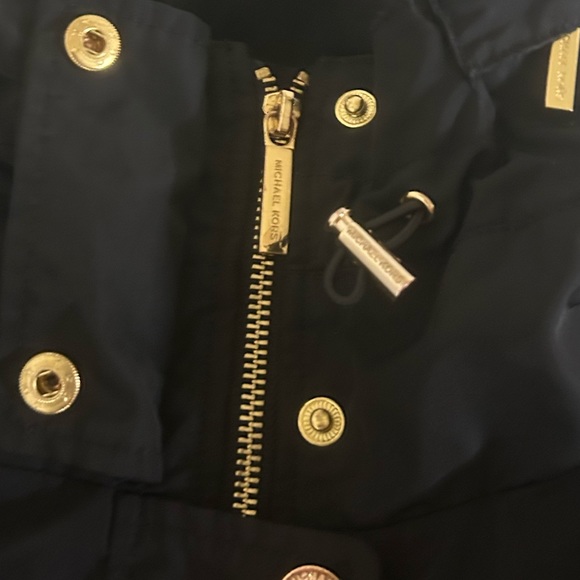 Michael Kors - Picture 2 of 4